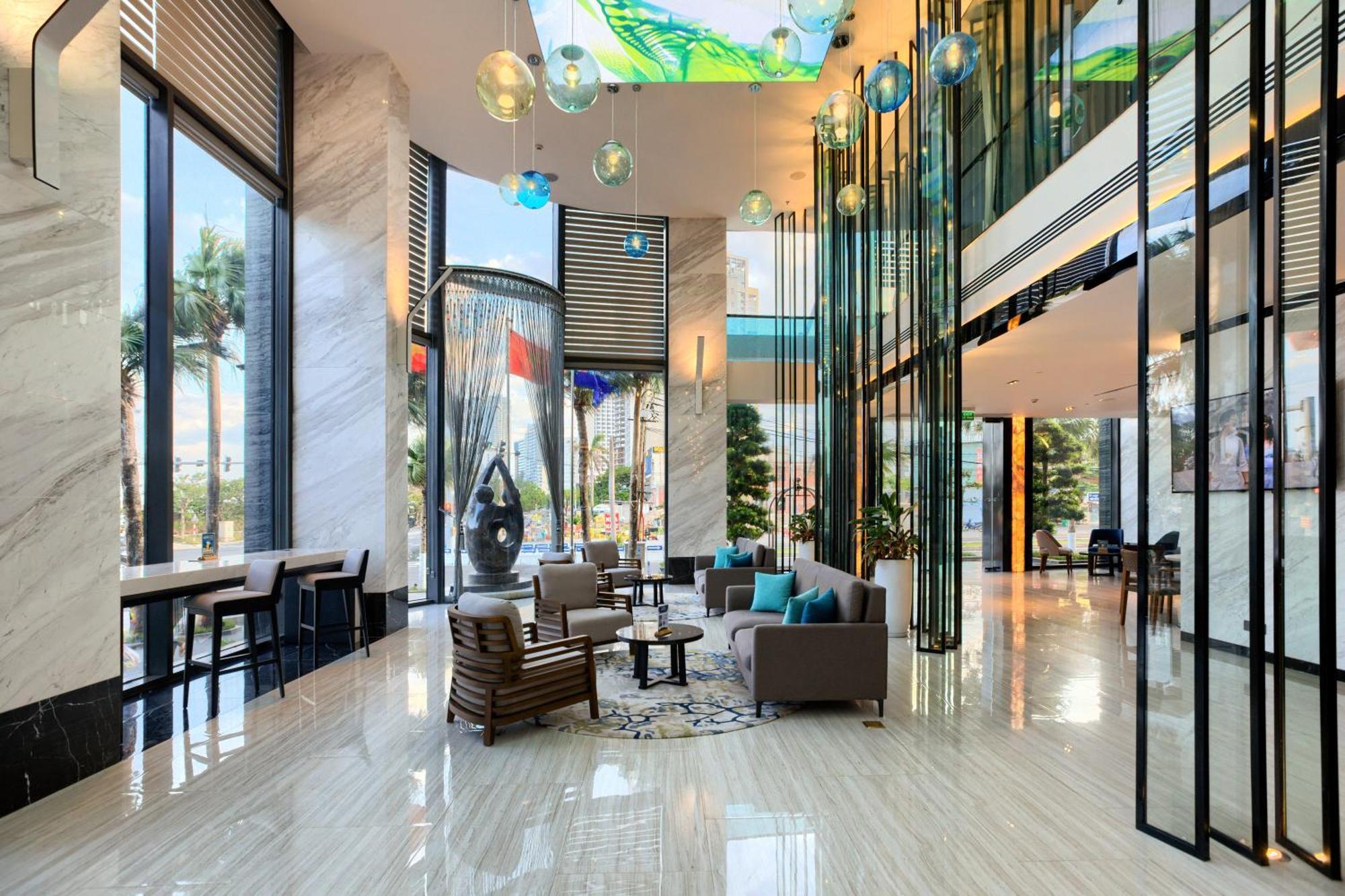 Hilton Garden Inn Da Nang Exteriör bild