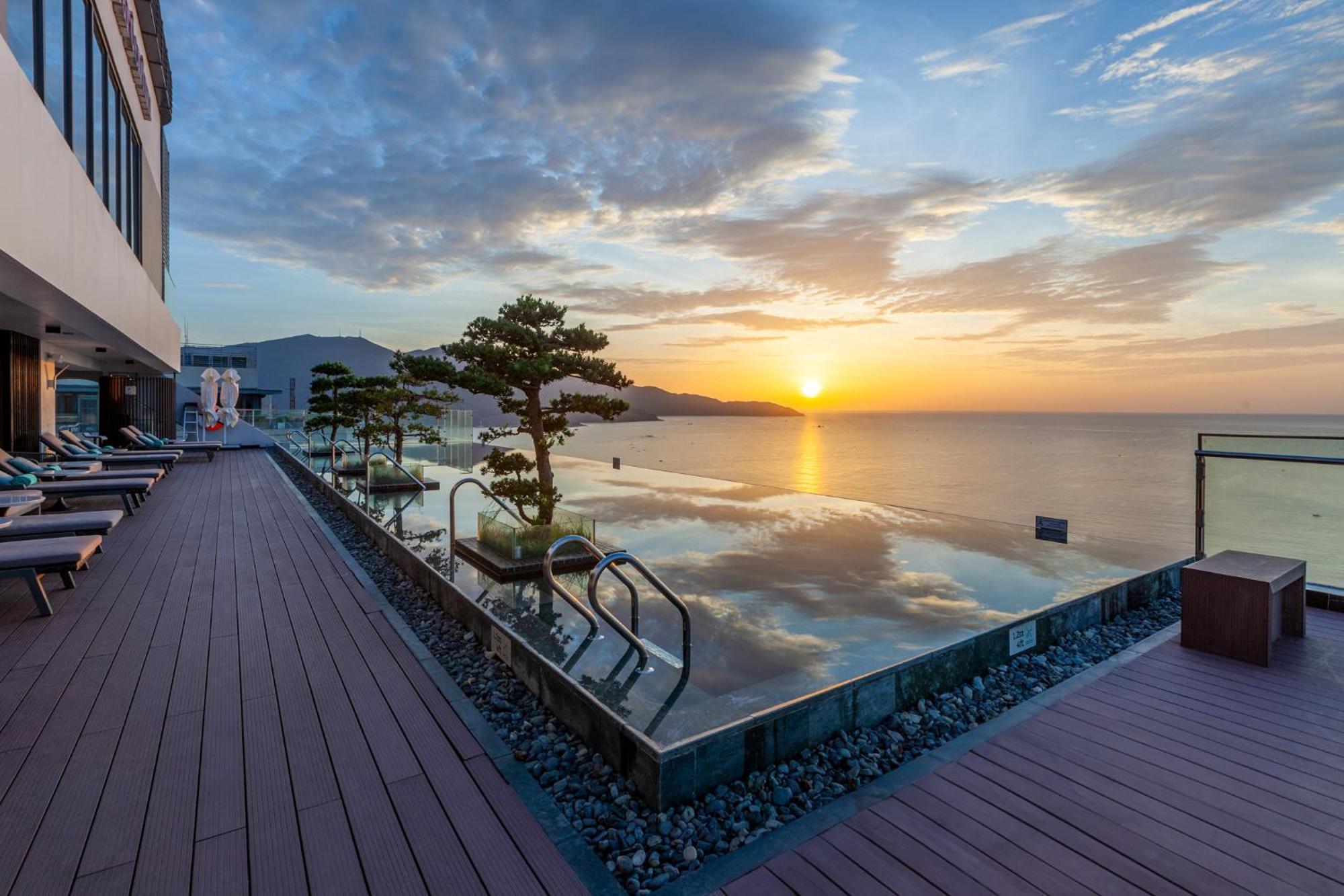 Hilton Garden Inn Da Nang Exteriör bild