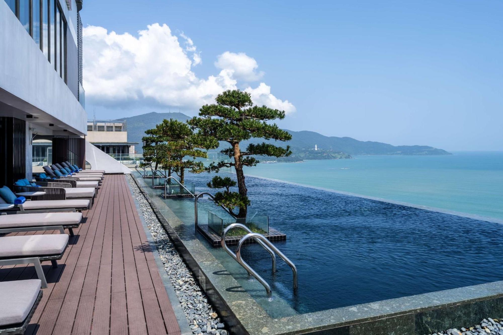 Hilton Garden Inn Da Nang Exteriör bild
